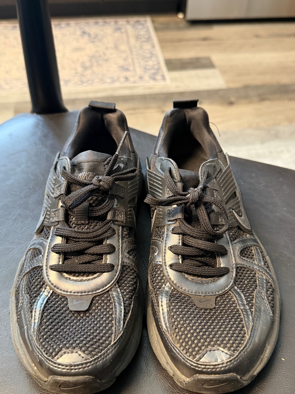 Nike Black V2K Women’s Training Sneakers - Picture 2 of 6